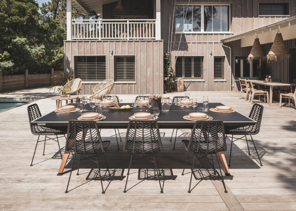 Outdoor ping pong table made with Stratificato HPL by Abet Laminati